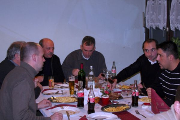 weinachtsfeier-2007-6B6BCE32E-79D3-831B-EA26-14DA82AF4C59.jpg