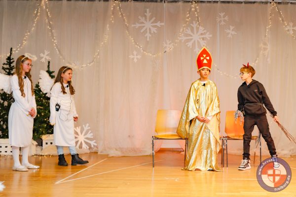 nikolaus-freiburg-20241208-135A3CA7096-EFF9-04FC-5489-C4DB943C2071.jpg