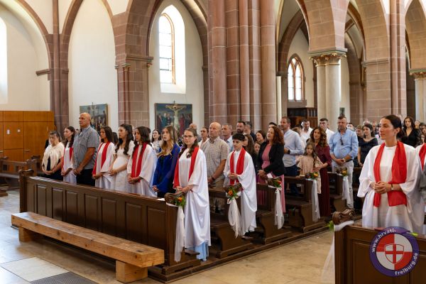 krizma-freiburg-05-07-2025-hf-89F327D39A-1279-1D68-2DAC-8301E4CBECAB.jpg