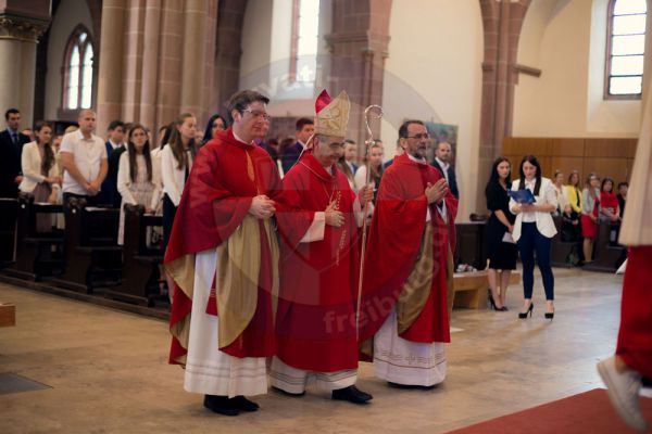 krizma-2015-freiburg-0008475EA83F-7E58-5FE1-FFEC-44412683E644.jpg