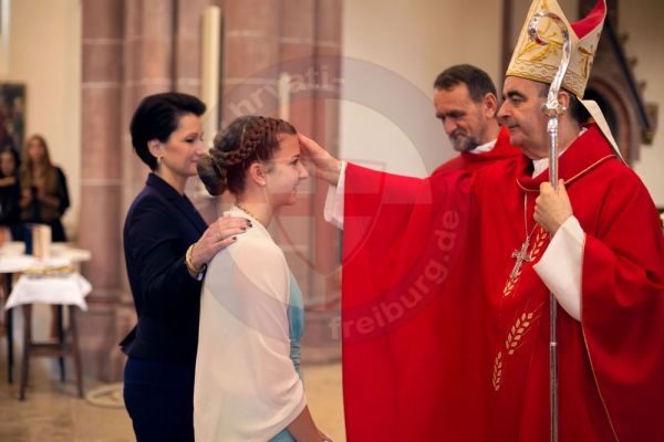 krizma-2015-freiburg-0046AEB3CEA7-8866-73D5-AC8C-5BDA1D6D079D.jpg