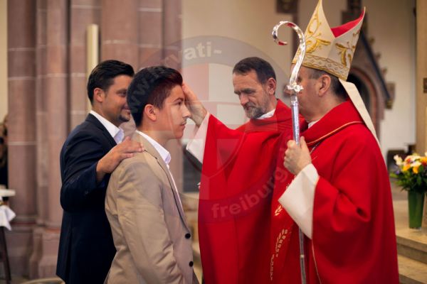 krizma-2015-freiburg-005054BCB332-8CA0-E73A-349C-10011B09FB4D.jpg