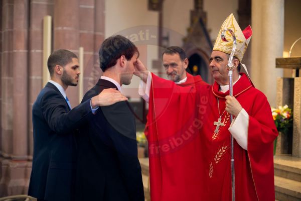 krizma-2015-freiburg-0053BE5A16FA-6DD4-C782-4C16-F963D488C651.jpg